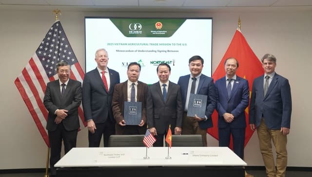 Vietnamese businesses sign US$3 billion deals to import U.S. agricultural products