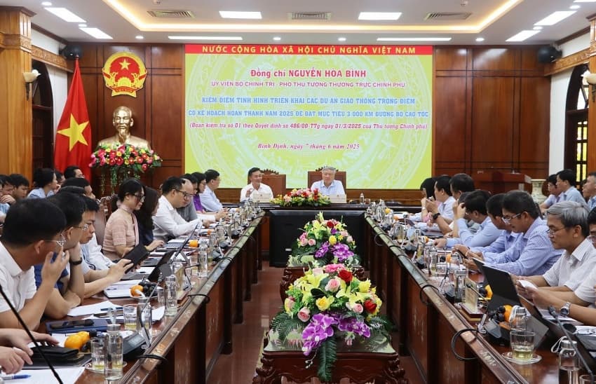 Government pushes to complete four expressway projects in 2025