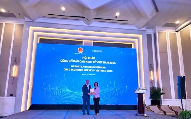 OECD urges bold reforms as Vietnam targets inclusive, double-digit growth