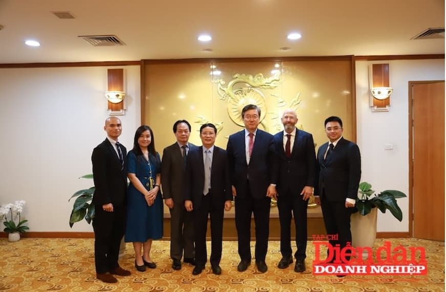 VCCI COOPERATES WITH UNDP TO DEVELOP "VIETNAM CAPACITY DEVELOPMENT INITIATIVE"