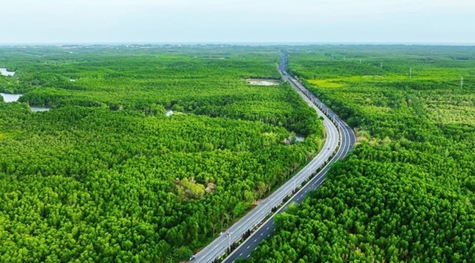 Development of transport infrastructure towards the sea accelerated