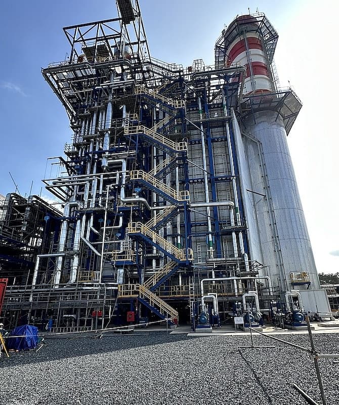 Nhon Trach LNG-fired power plants to start commercial operations this year
