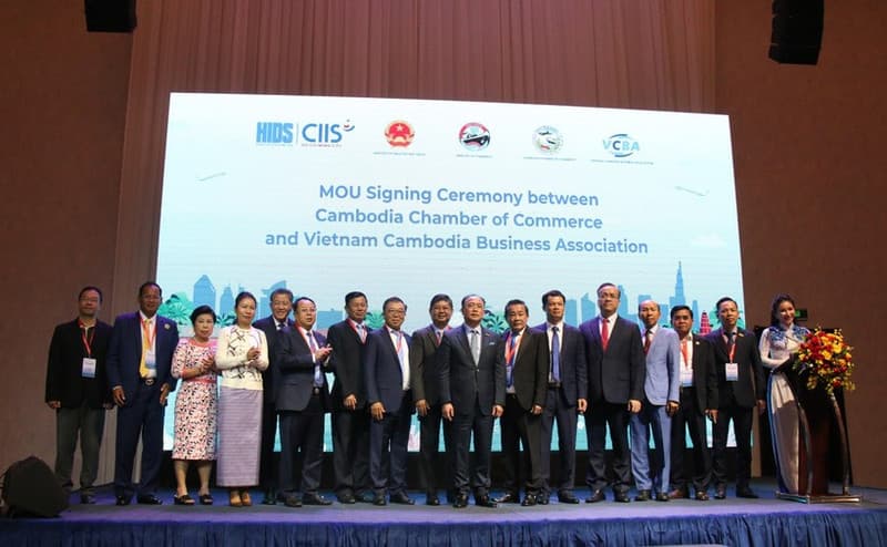 Conference seeks ways to promote Viet Nam – Cambodia trade