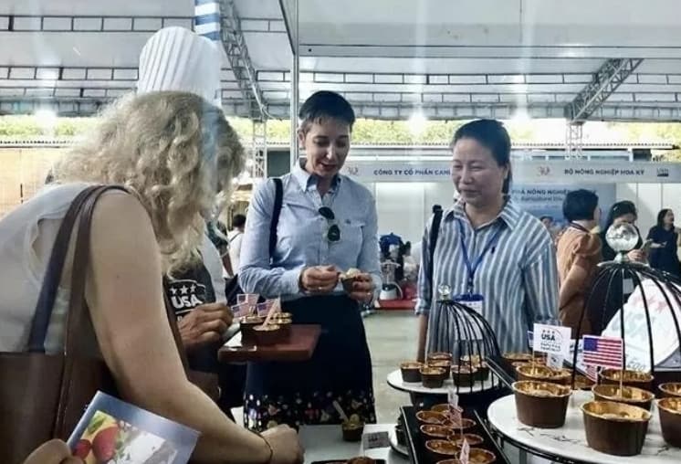 US promotes farm goods to Vietnamese market