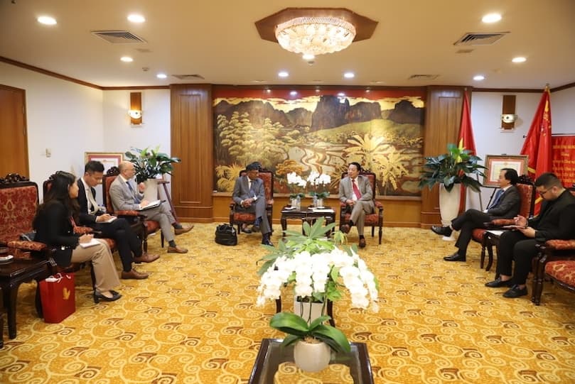 Vietnam and Canada Expand Cooperation in Energy Sector