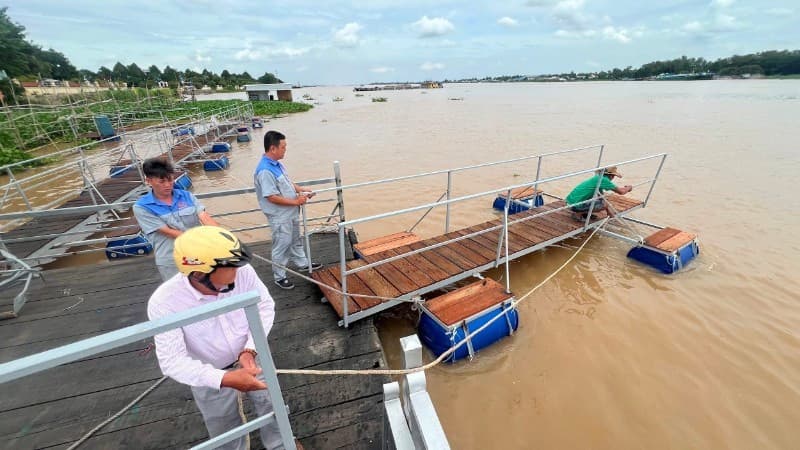 Protecting fisheries resources in tandem with community-based tourism