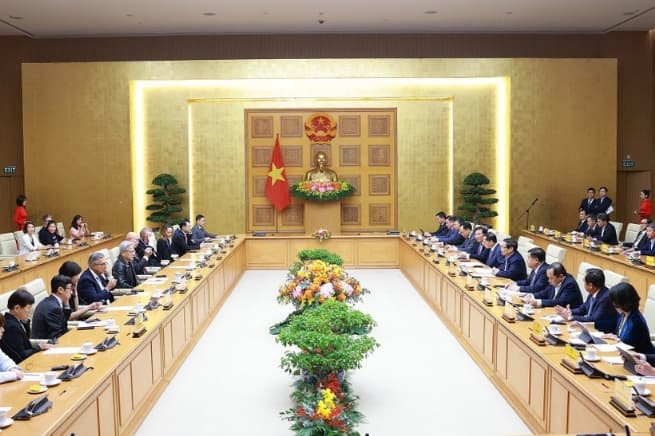 Vietnam Pledges Bold Reforms, Close Partnerships with U.S. Businesses