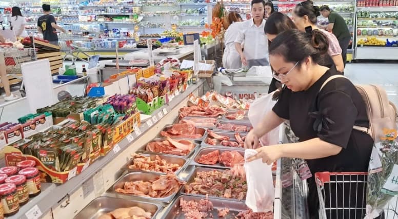 Vietnam spends US$2.6 billion on meat, dairy imports in Jan-Jul