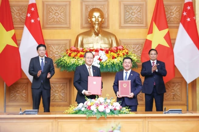 Vietnam-Singapore Trade Ties: Ample Room for Growth