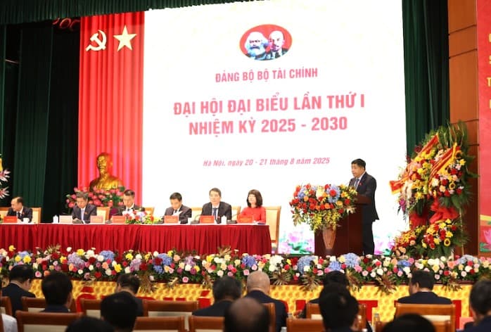 Vietnam SOEs set for billion-dollar growth with 25 firms topping $1 billion