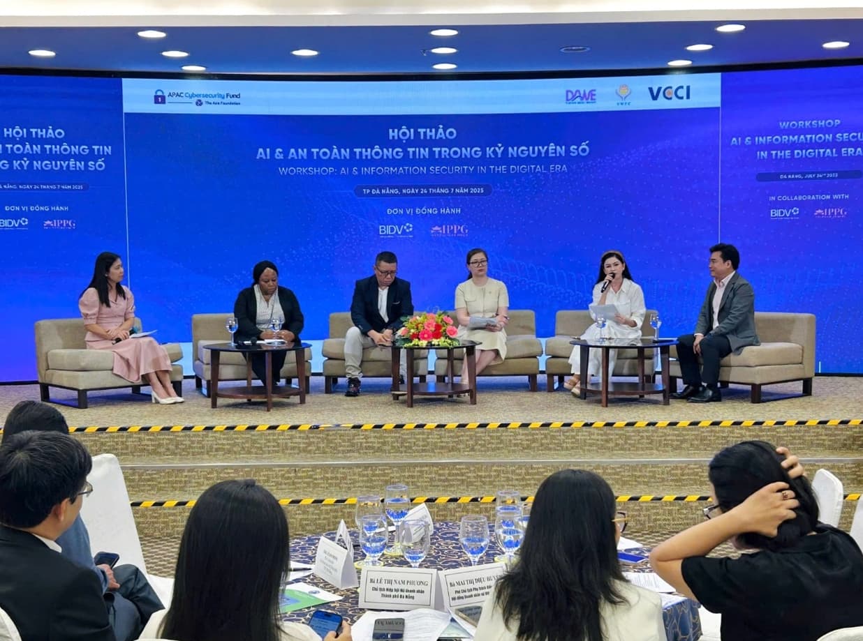 Female Entrepreneurs in the Digital Age: From Technology to Sustainable Leadership