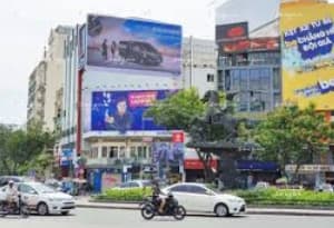 Many new regulations on advertising hinder creative businesses