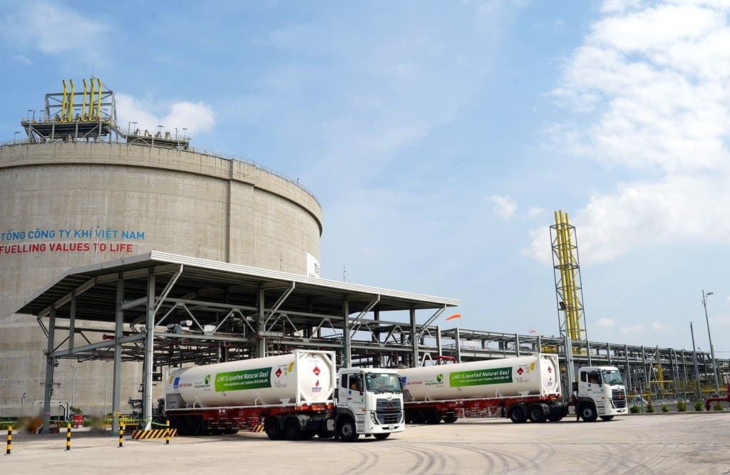 GAS shares look to liquefied gas market for growth