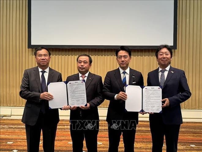 Viet Nam, Japan beef up agricultural cooperation, sign 10 MoU