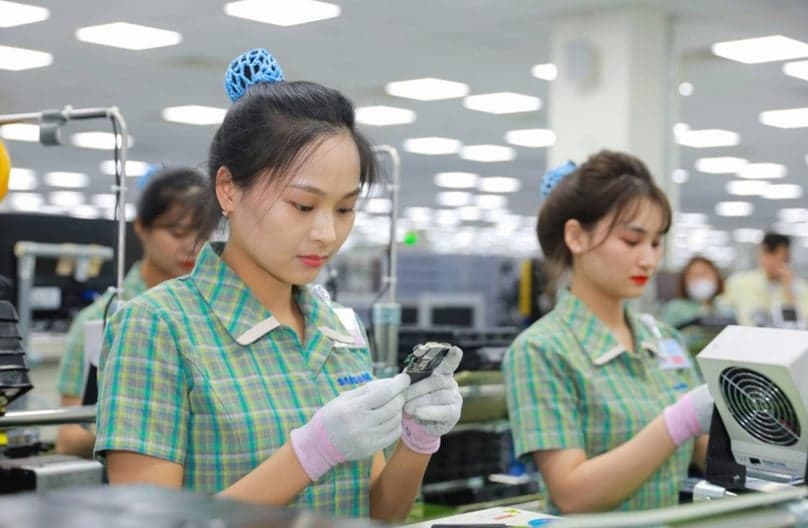 Vietnam’s finance ministry proposes raising personal deduction to $588 per month