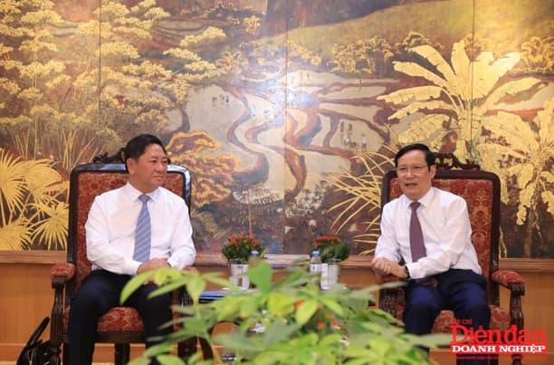 Promoting cooperation between VCCI and Khanh Hoa Provincial People's Committee