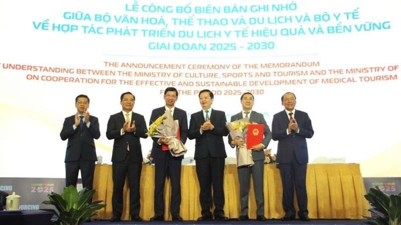 Efforts made to turn Viet Nam into a destination with prestigious tourism and medical services