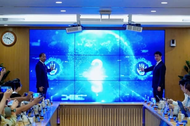 Launching the “Make in Viet Nam Digital Technology Product” Award in 2025