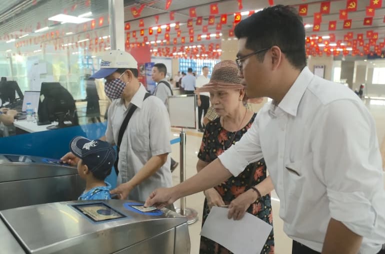 Hanoi Metro trials biometric identification for smart train travel