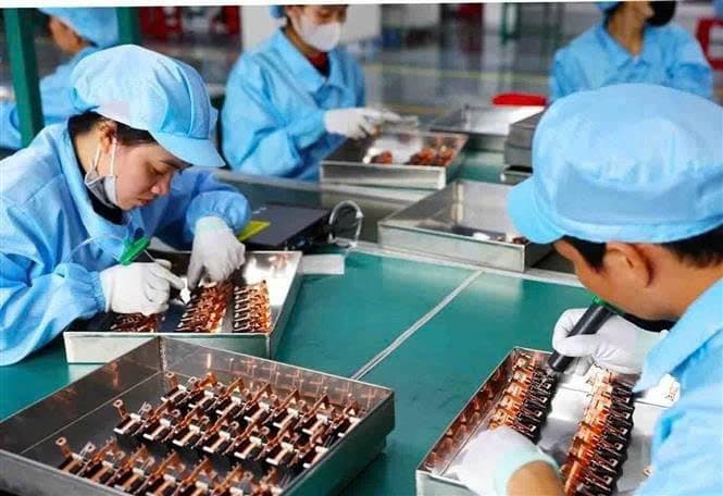 Viet Nam's FDI inflows remain strong amidst global stagnation: official
