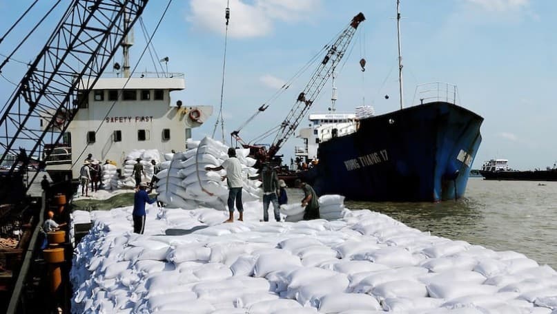 Untangling bottlenecks for rice exporters