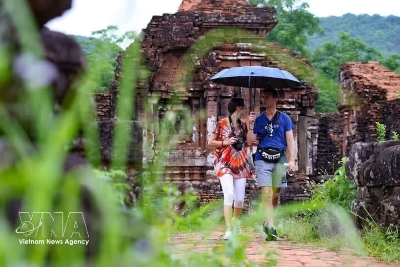Vietnam records 2 million foreign arrivals in April