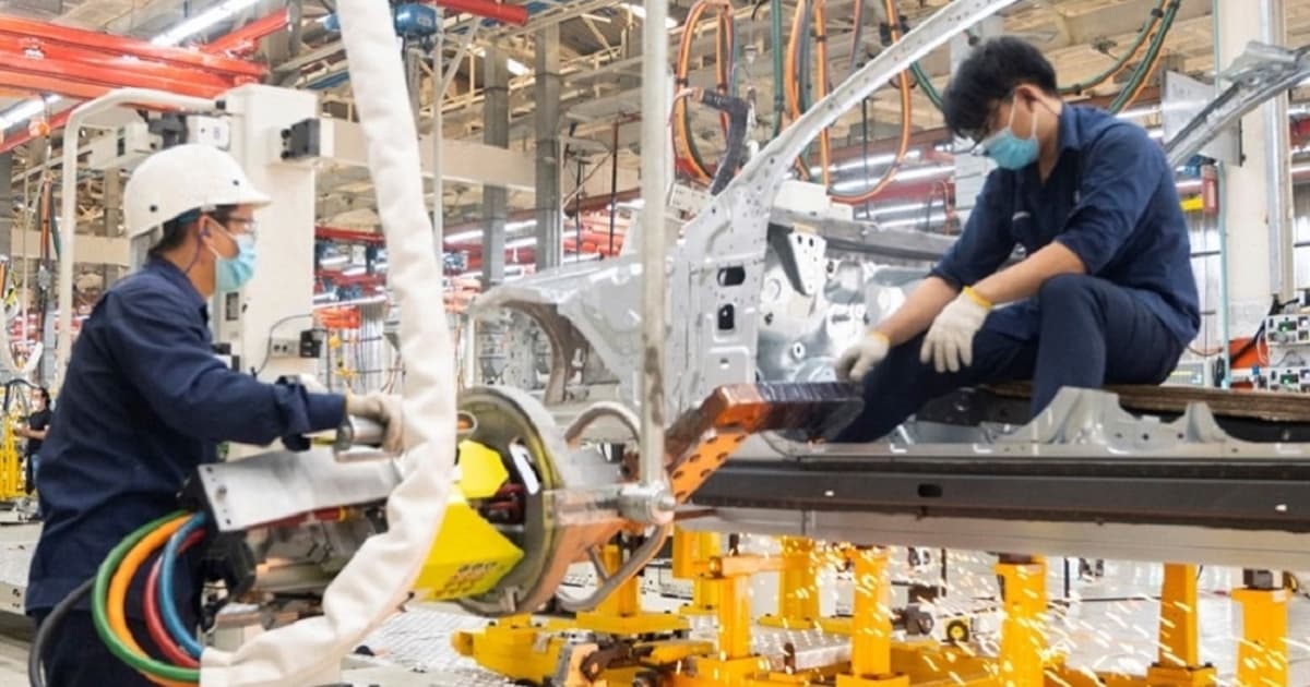 New orders decrease as firms' costs rise at fastest pace in 15 years: S&P Global report