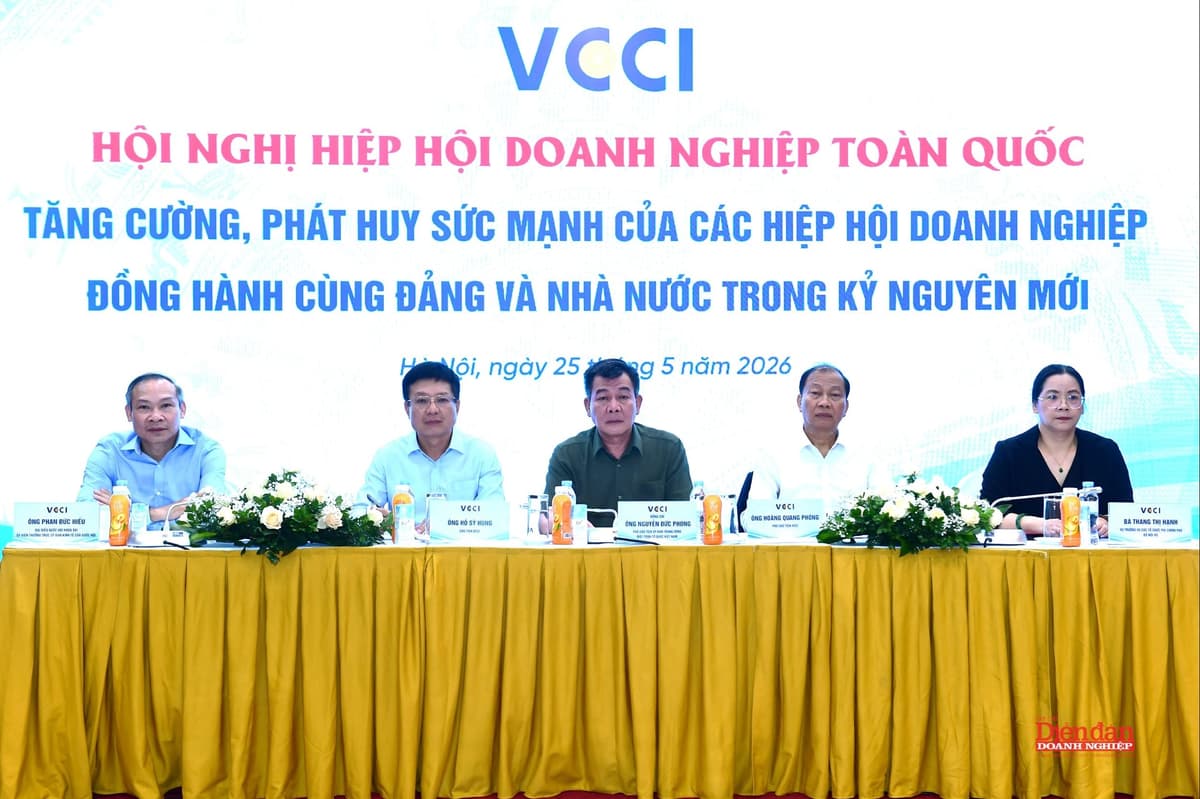 BUSINESS ASSOCIATIONS SEEK SOLUTIONS TO ENHANCE THE COMPETITIVENESS OF VIETNAMESE ENTERPRISES
