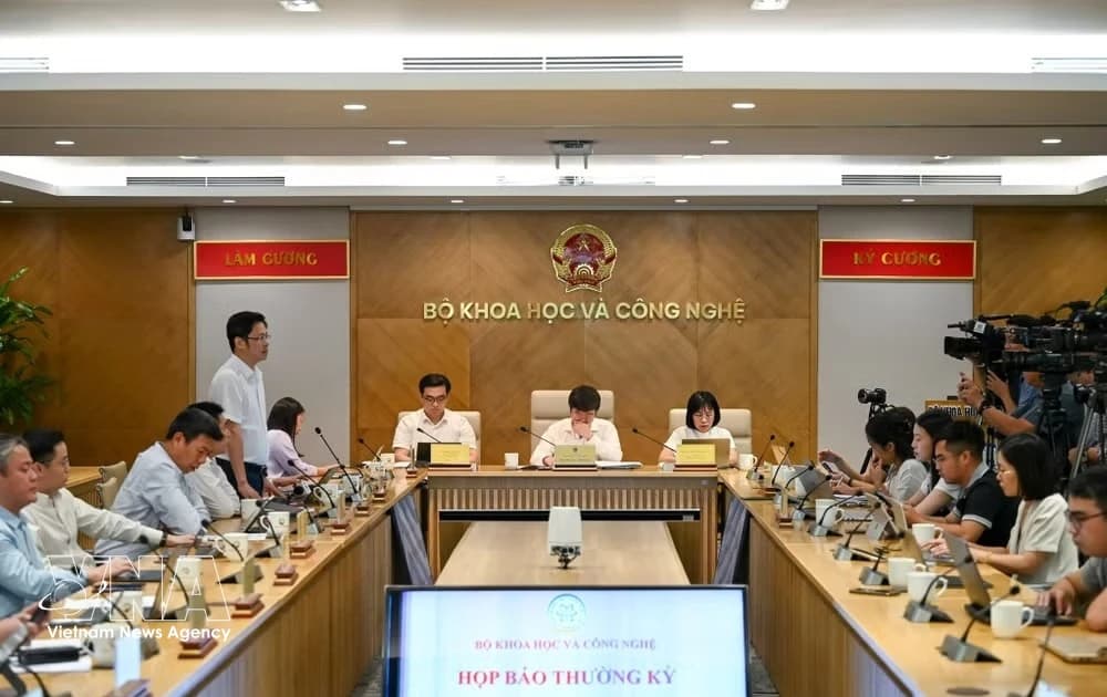 Vietnam strengthens legal framework to accelerate comprehensive digital transformation