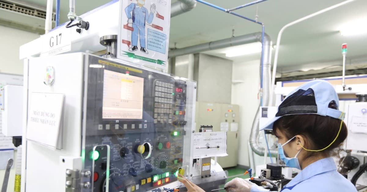 Vietnam moves to restructure FDI policies to attract high-quality investment