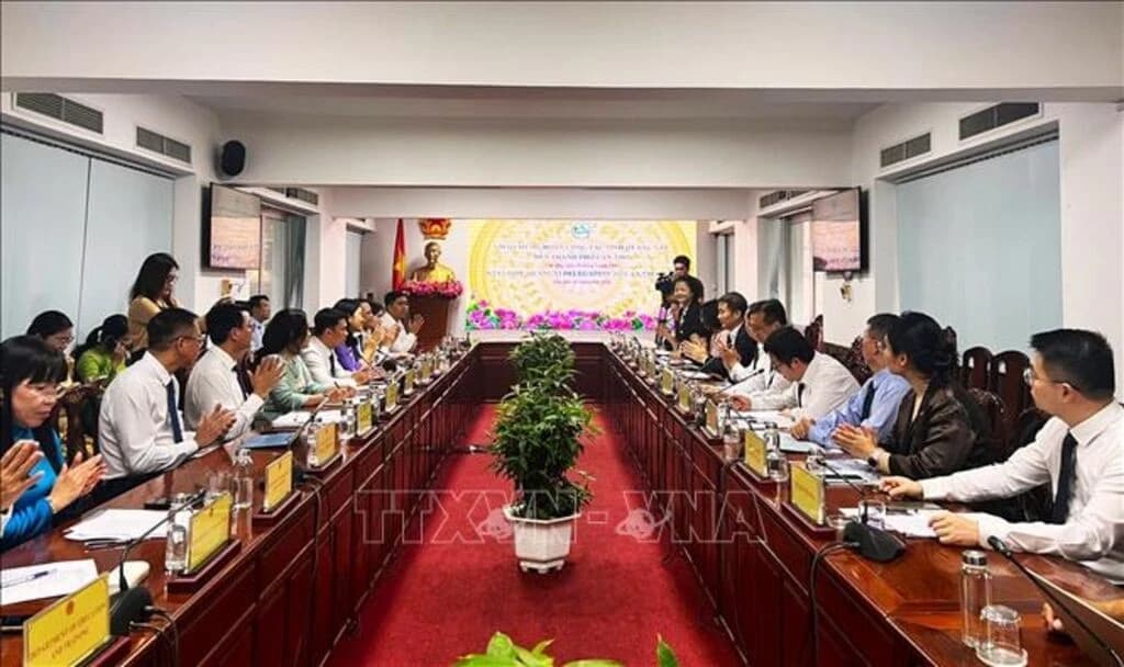 Can Tho, Guangxi seek collaboration in logistics, supply chains