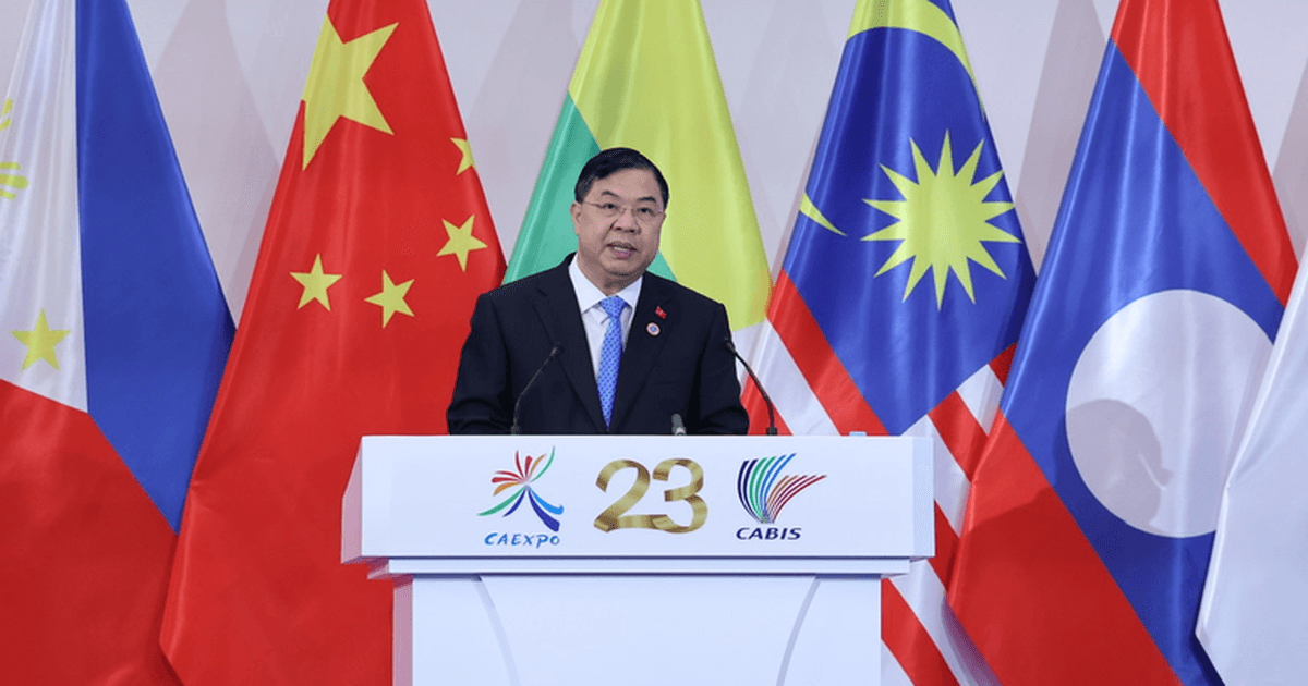 Viet Nam seeks to expand space for ASEAN-China cooperation for shared prosperity: Standing Deputy PM
