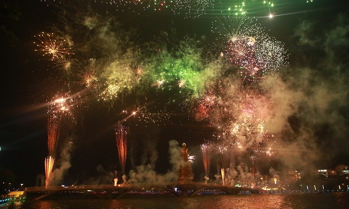 Popular Vietnam destinations plan pyrotechnic Reunification Day ...