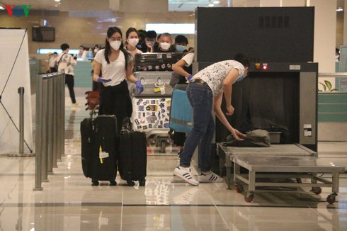 Can Tho Airport receives Vietnamese citizens returning from UK