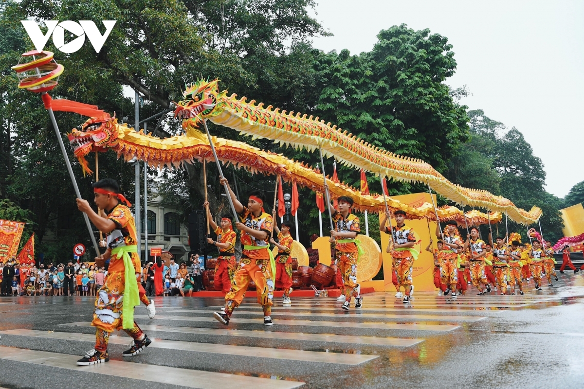 Dragon Dance Festival 2020 excites crowds in Hanoi