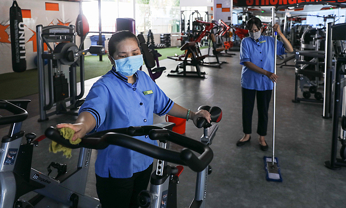 HCMC gyms, pubs, beer clubs reopen, bars remain closed