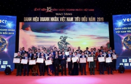 Outstanding Vietnamese Entrepreneurs Program 2022: Excellent Business Performance and Good Business Ethics in Spotlight
